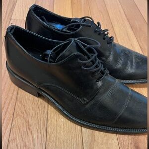 Via Spiga Men’s Black Leather Lace-Up Dress Shoes – Classic & Sleek